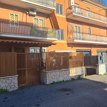 Appartamento Roma Vicino Metro C 외부 사진
